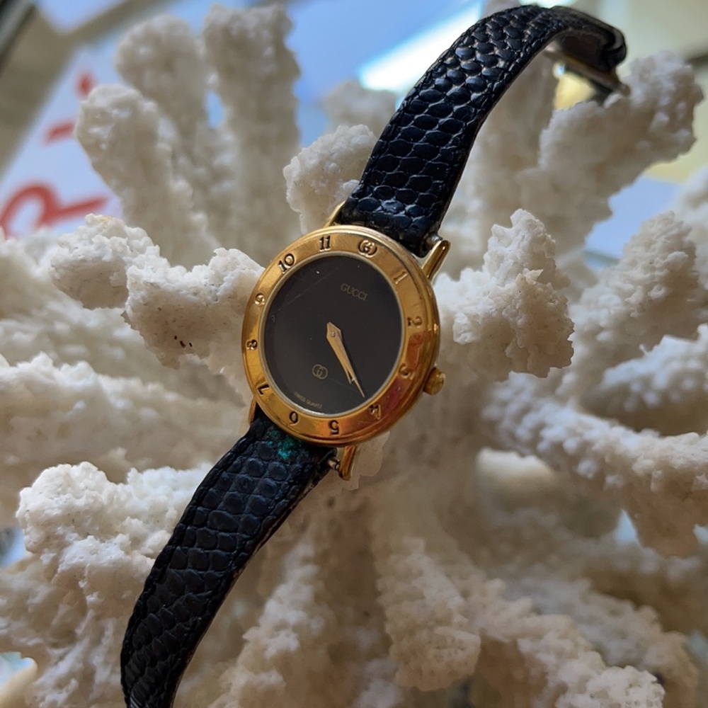 Ladies vintage Gucci watch - Picture 3 of 11